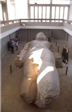Colosso di Ramesse II